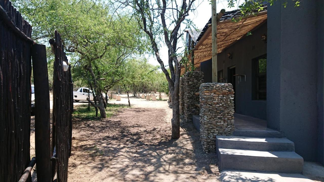 Svh Bush Lodge Marloth Park Exteriör bild