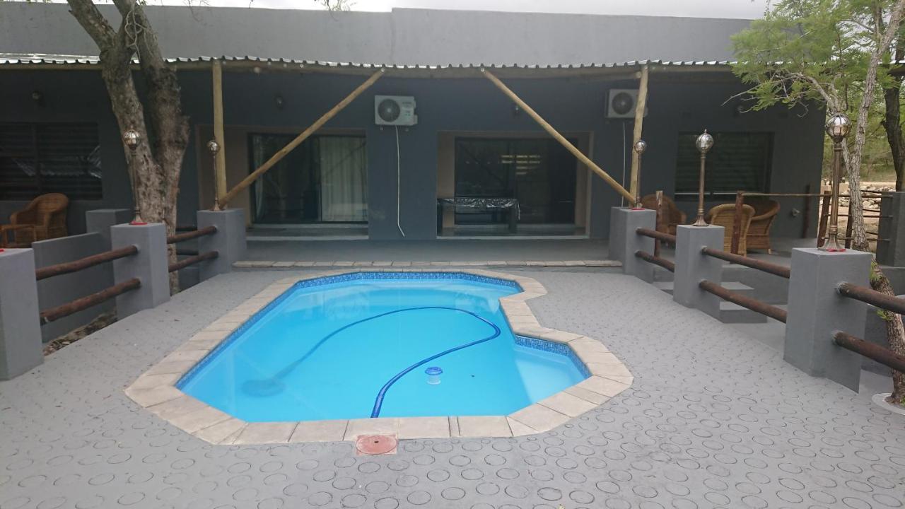 Svh Bush Lodge Marloth Park Exteriör bild