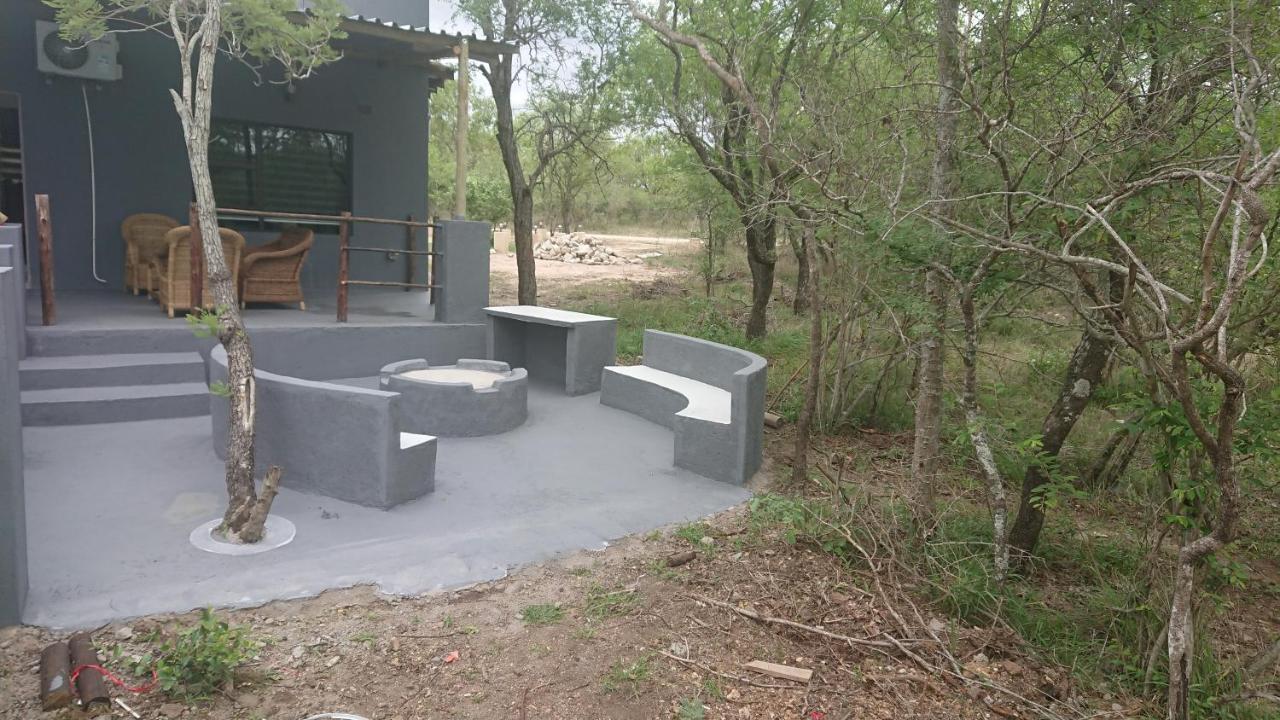 Svh Bush Lodge Marloth Park Exteriör bild