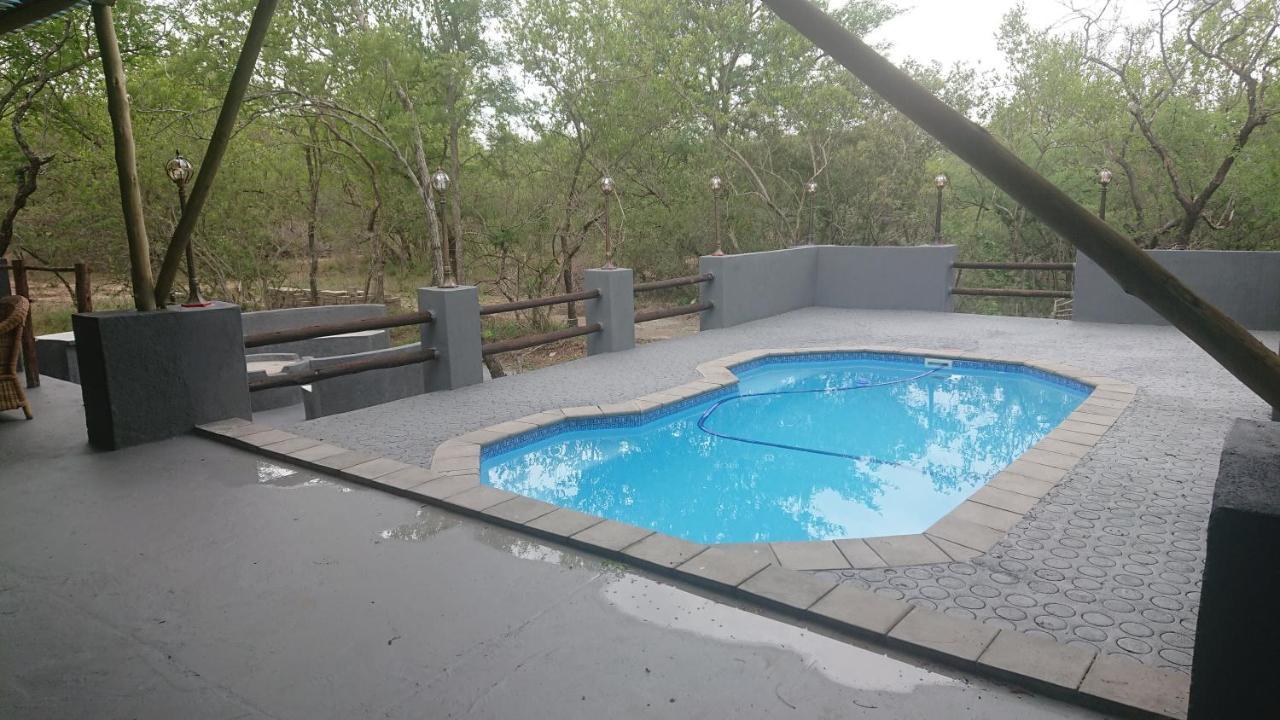 Svh Bush Lodge Marloth Park Exteriör bild