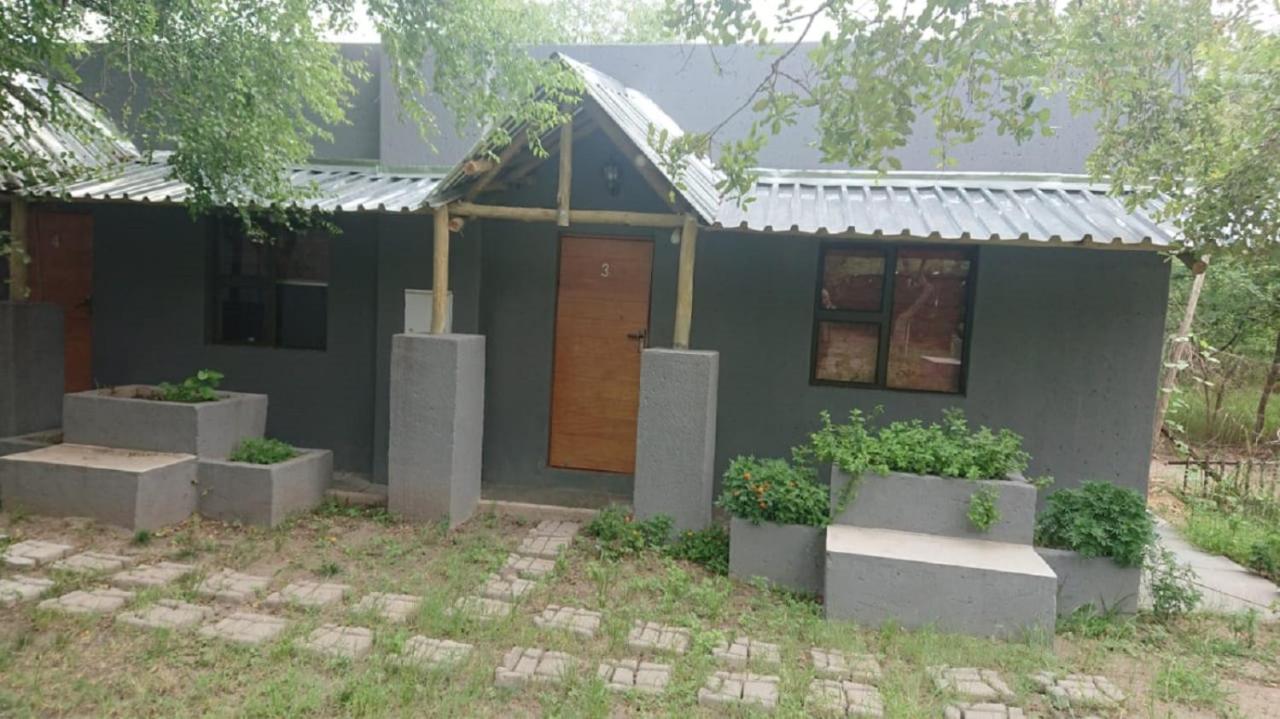 Svh Bush Lodge Marloth Park Exteriör bild